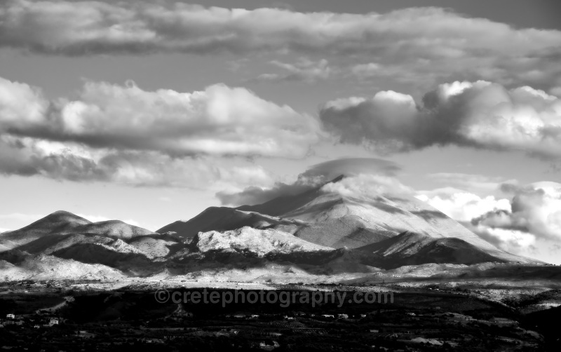 Mount Ida black and white
