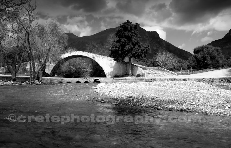 Preveli bridge black and white